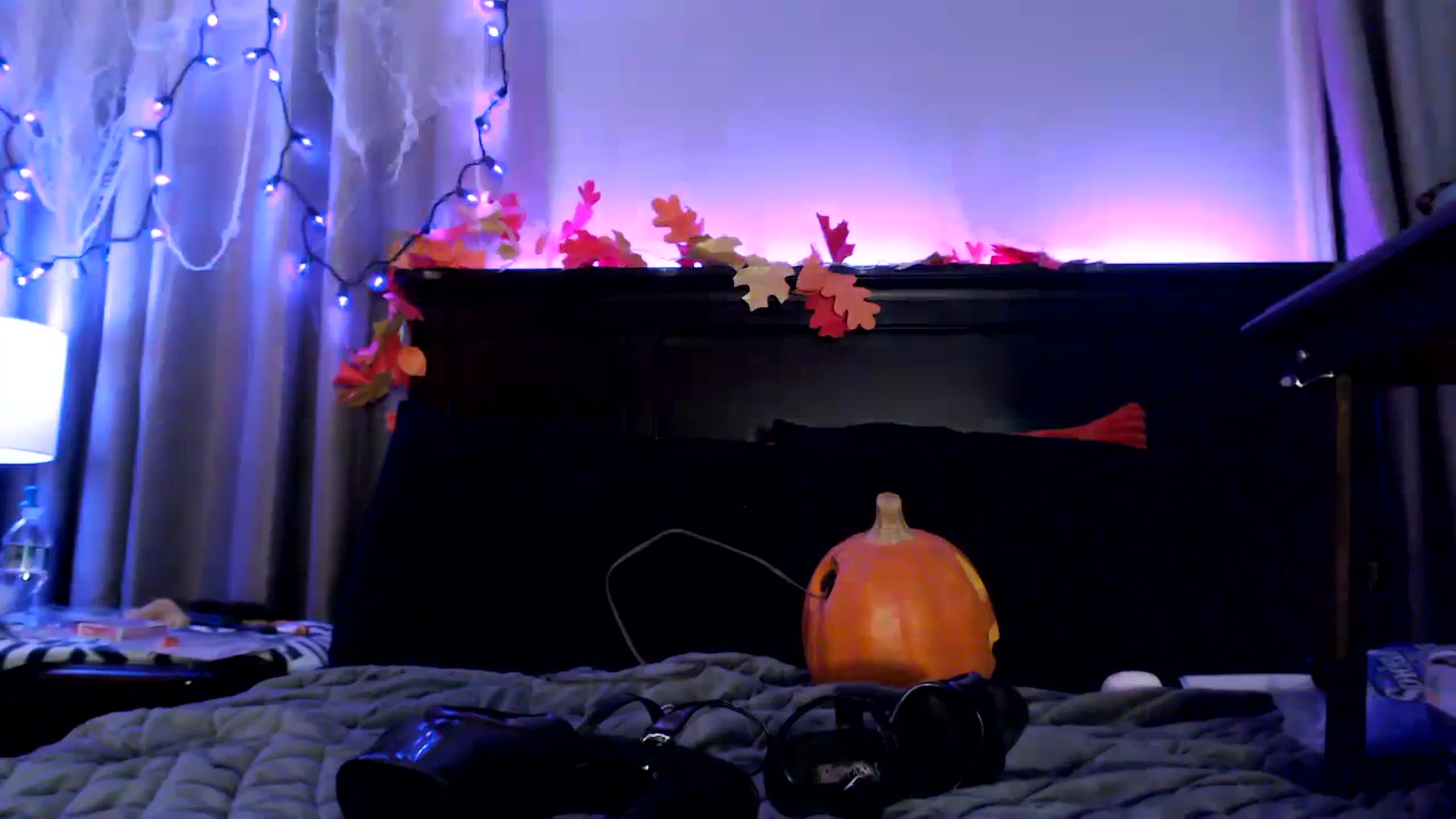 Gallery image thumbnail from EmmyLove's myfreecams stream on, 11/01/2025, 07:31 image 4 of 20