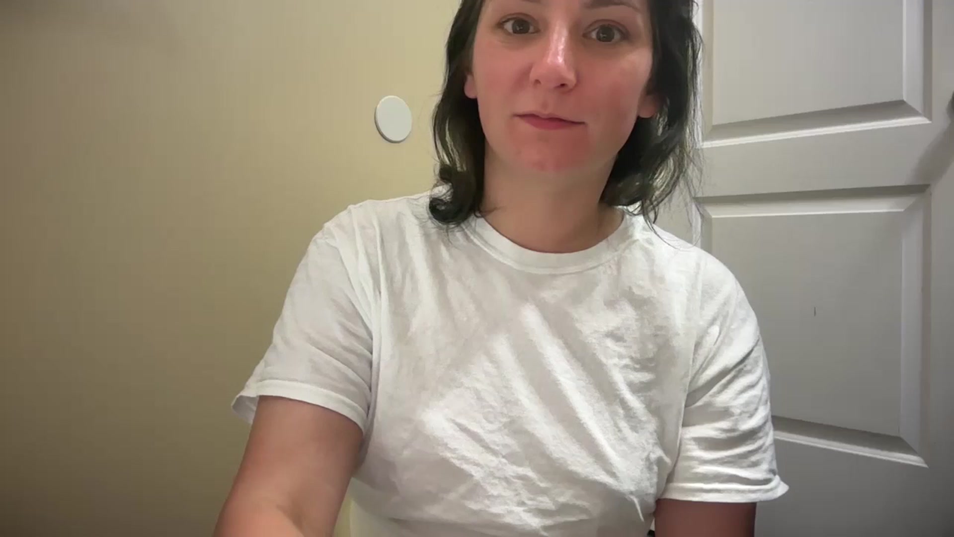 Gallery image thumbnail from EmmyLove's myfreecams stream on, 11/12/2025, 04:32 image 7 of 20