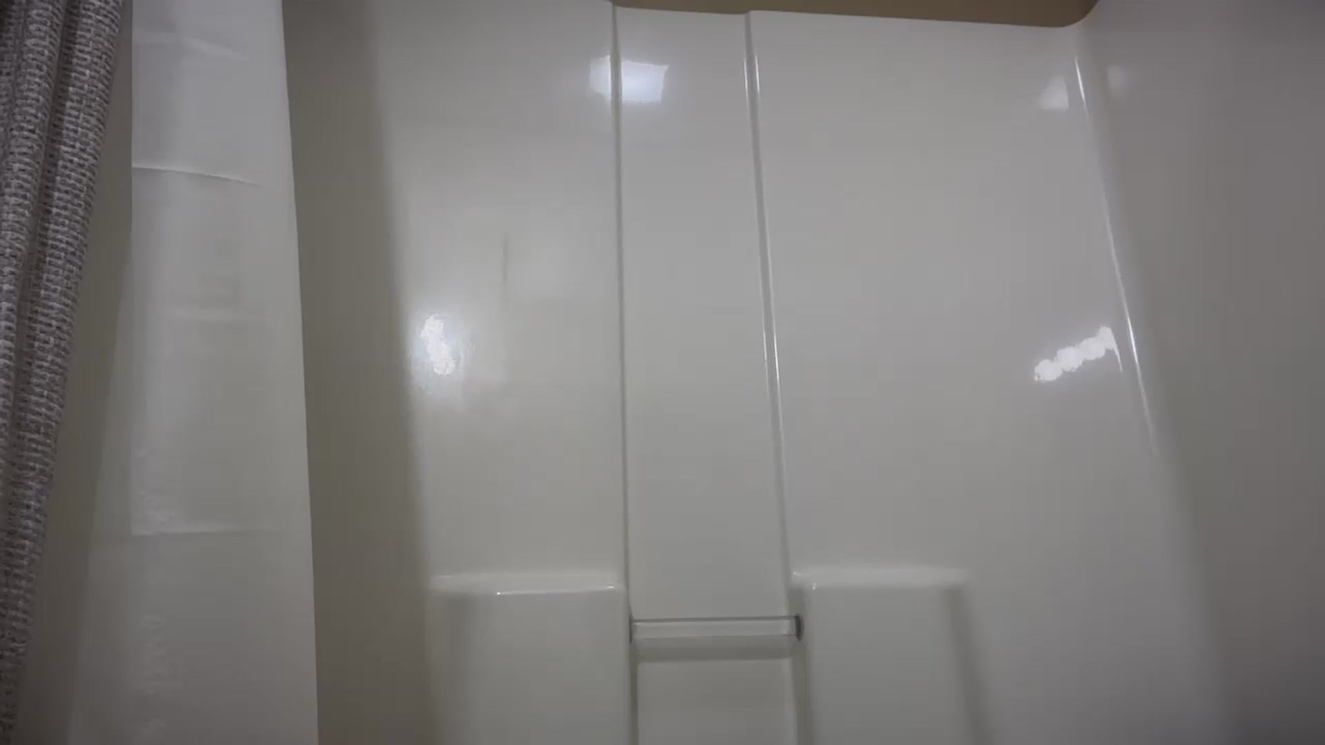 Gallery image thumbnail from EmmyLove's myfreecams stream on, 11/19/2025, 06:37 image 20 of 20