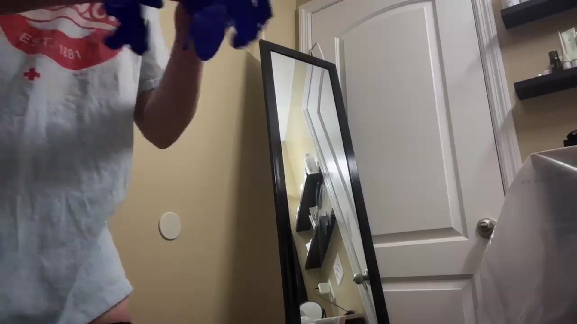 Gallery image thumbnail from EmmyLove's myfreecams stream on, 11/26/2025, 06:32 image 4 of 20