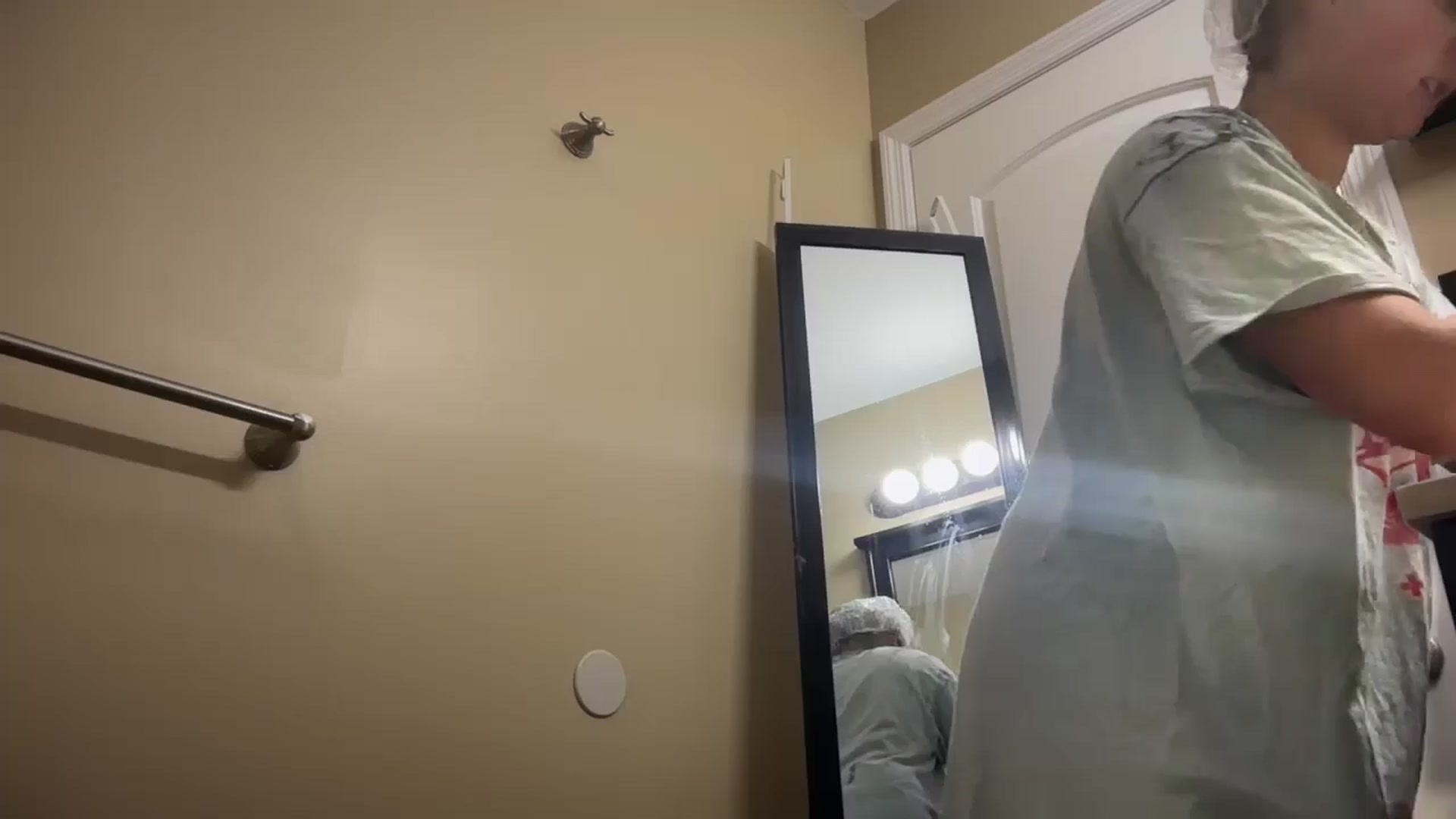 Gallery image thumbnail from EmmyLove's myfreecams stream on, 11/26/2025, 06:56 image 12 of 20