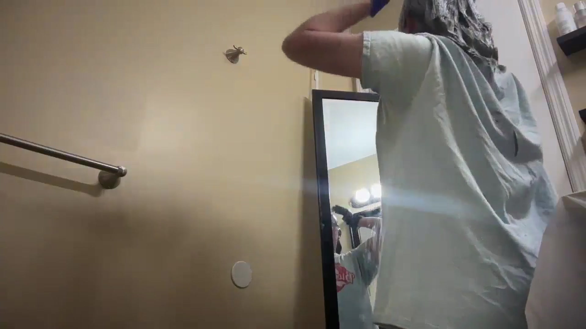 Gallery image thumbnail from EmmyLove's myfreecams stream on, 11/26/2025, 06:56 image 4 of 20