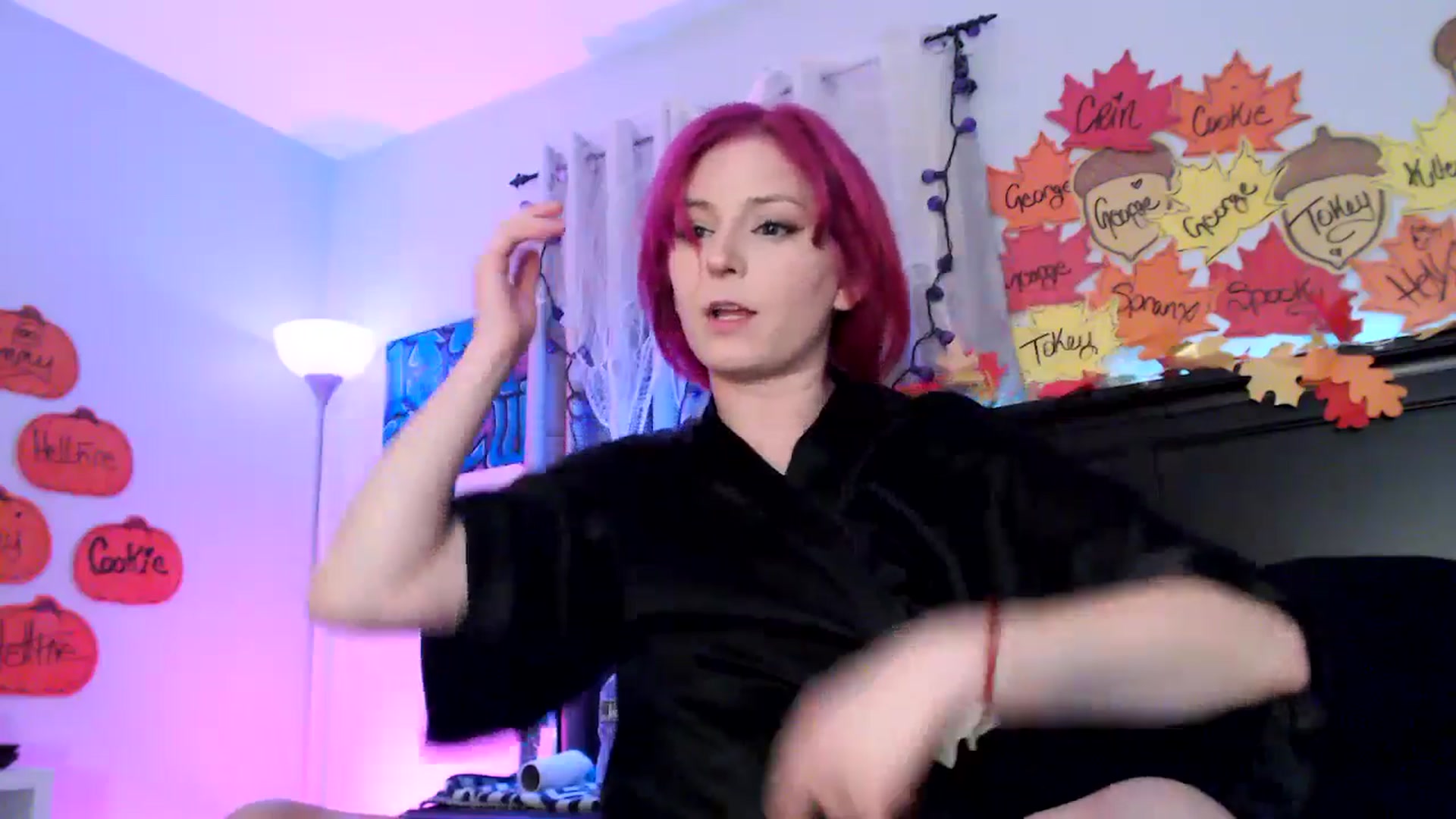 Gallery image thumbnail from EmmyLove's myfreecams stream on, 12/02/2025, 08:28 image 3 of 20