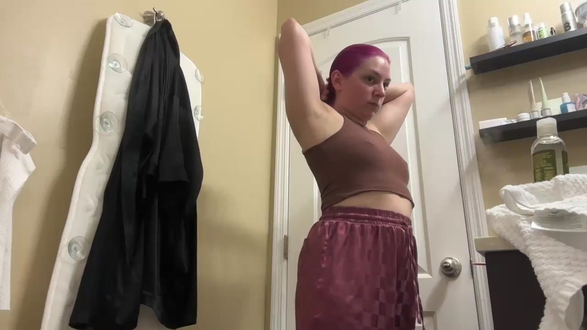 Gallery image thumbnail from EmmyLove's myfreecams stream on, 12/09/2025, 06:31 image 2 of 20