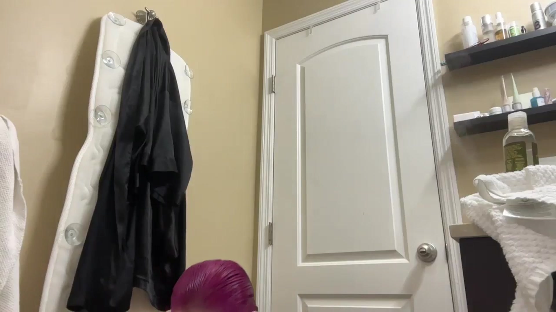 Gallery image thumbnail from EmmyLove's myfreecams stream on, 12/09/2025, 06:31 image 14 of 20