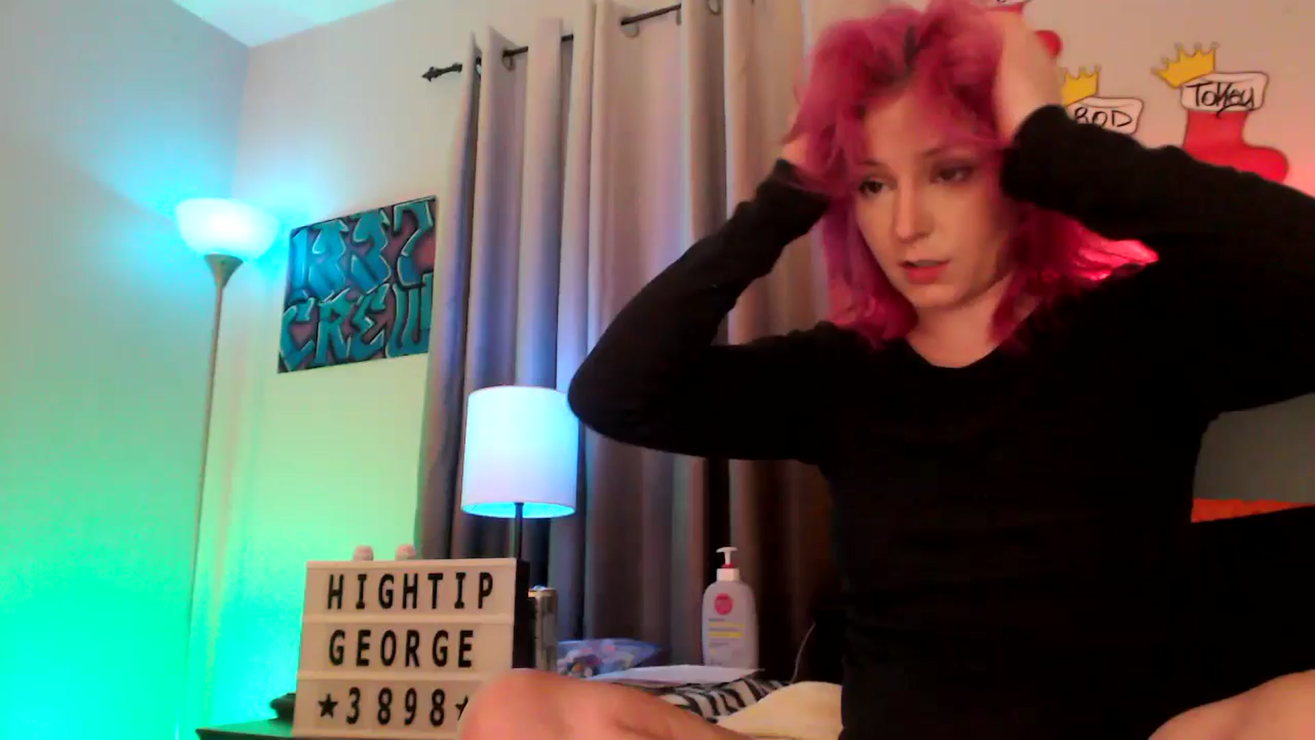 Gallery image thumbnail from EmmyLove's myfreecams stream on, 12/19/2025, 04:56 image 5 of 20