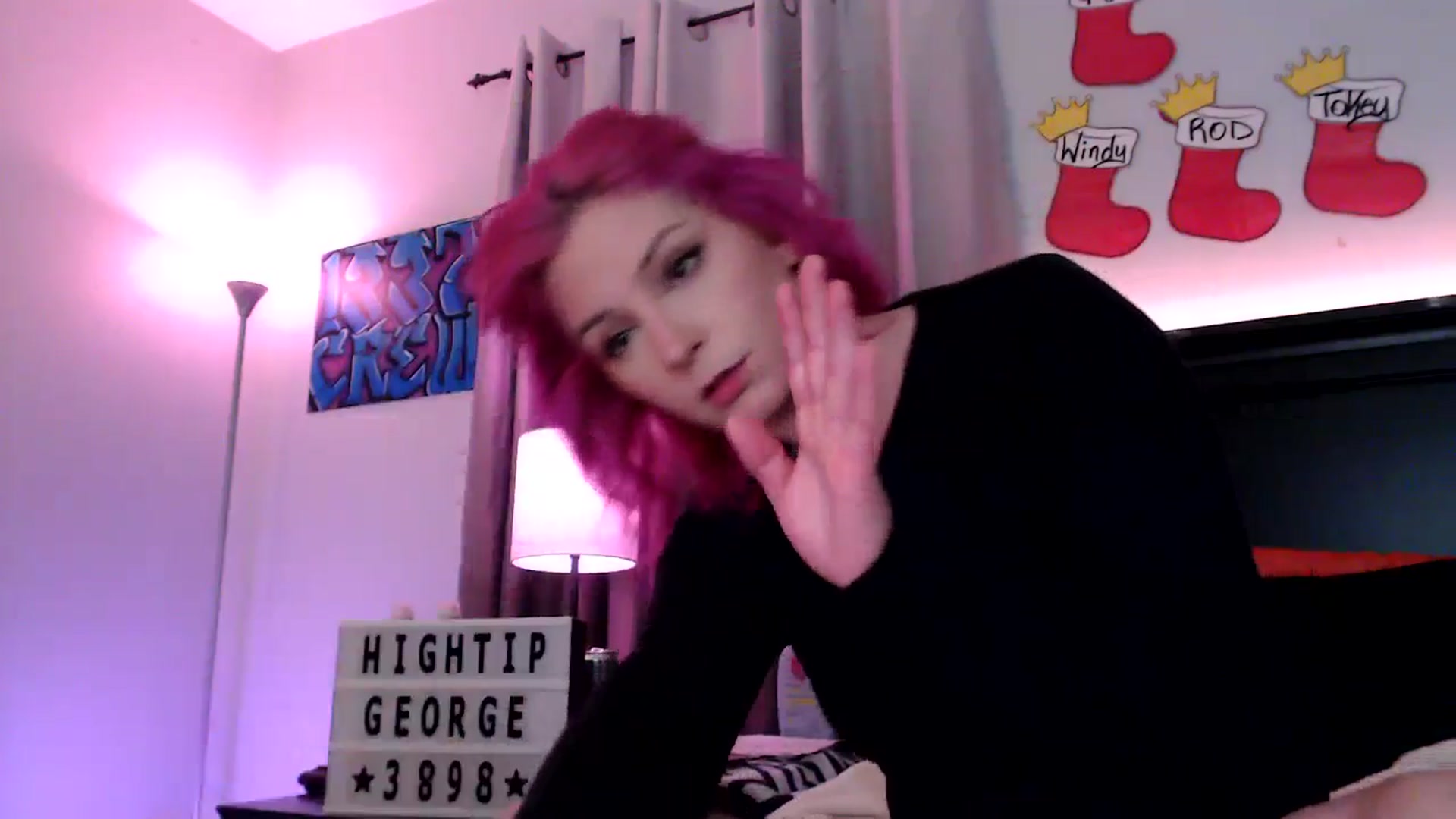 Gallery image thumbnail from EmmyLove's myfreecams stream on, 12/19/2025, 04:56 image 13 of 20