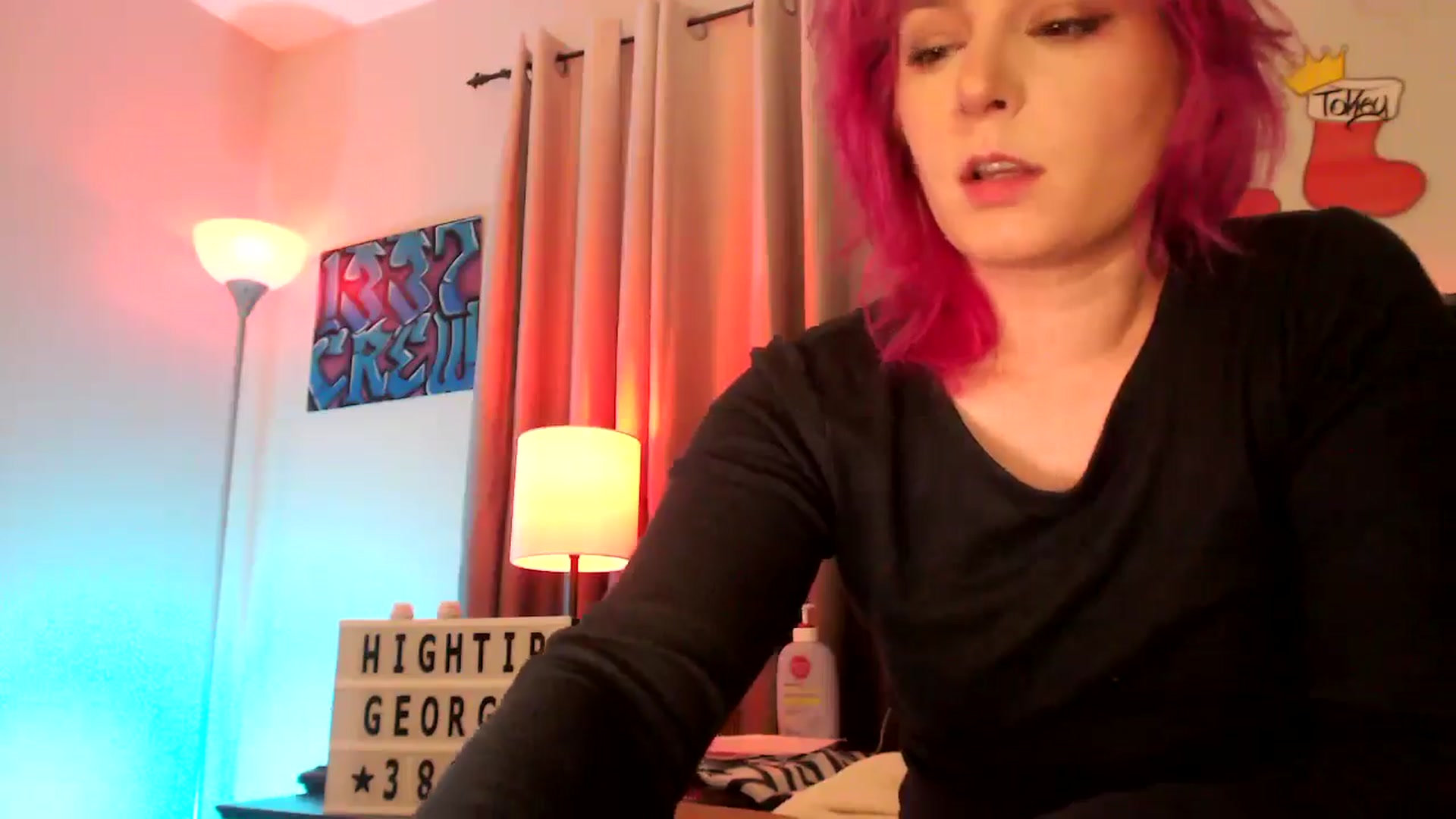 Gallery image thumbnail from EmmyLove's myfreecams stream on, 12/19/2025, 04:56 image 10 of 20