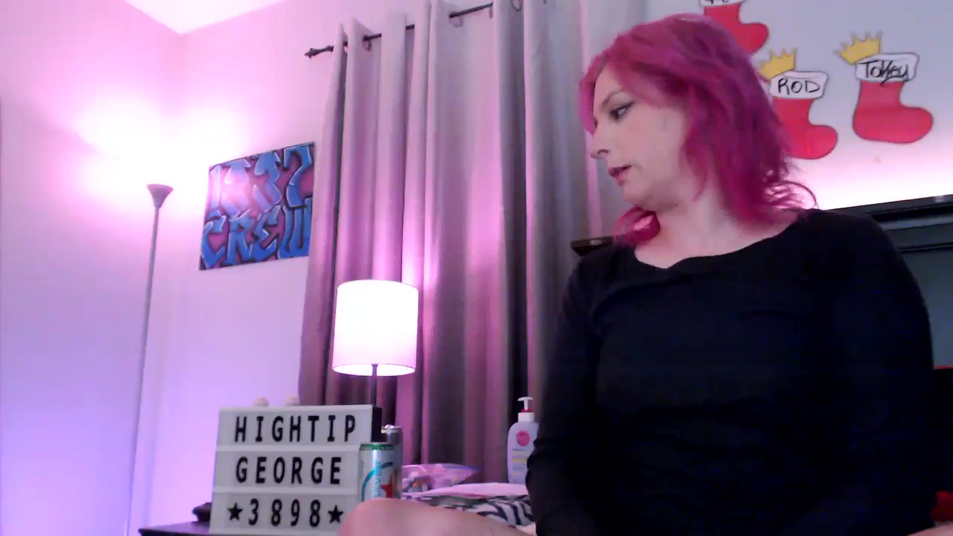 Gallery image thumbnail from EmmyLove's myfreecams stream on, 12/19/2025, 06:28 image 15 of 20