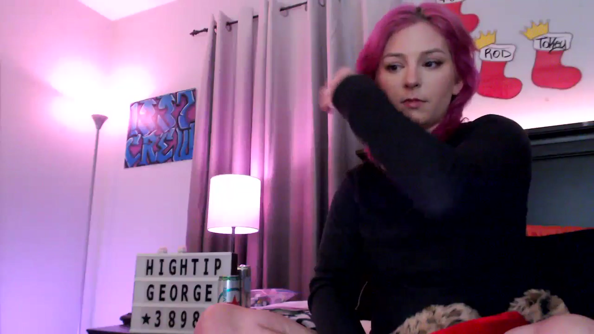 Gallery image thumbnail from EmmyLove's myfreecams stream on, 12/19/2025, 06:28 image 17 of 20
