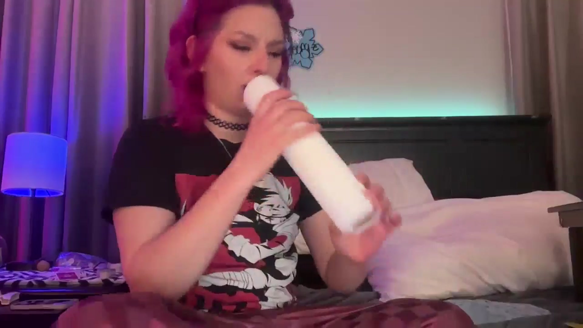 Gallery image thumbnail from EmmyLove's myfreecams stream on, 01/07/2026, 06:53 image 18 of 20