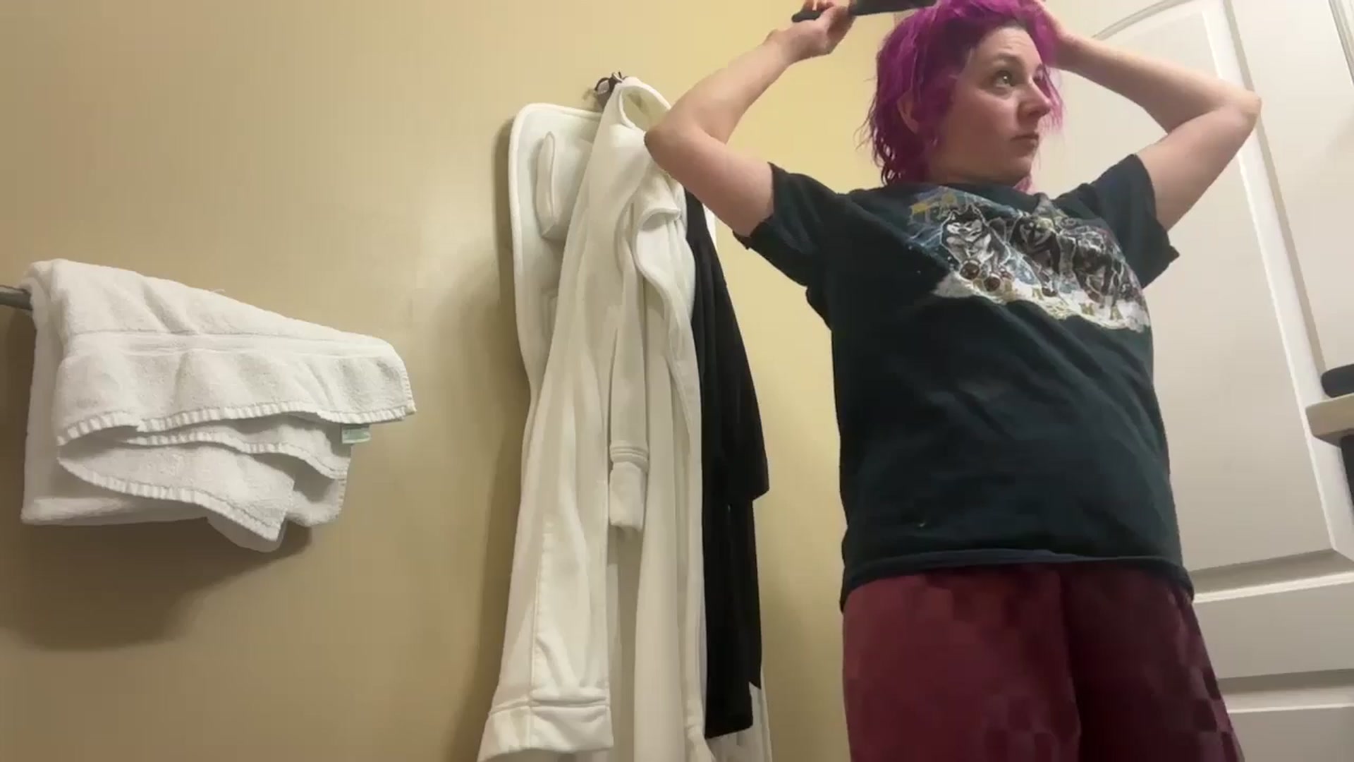 Gallery image thumbnail from EmmyLove's myfreecams stream on, 01/16/2026, 07:00 image 9 of 20