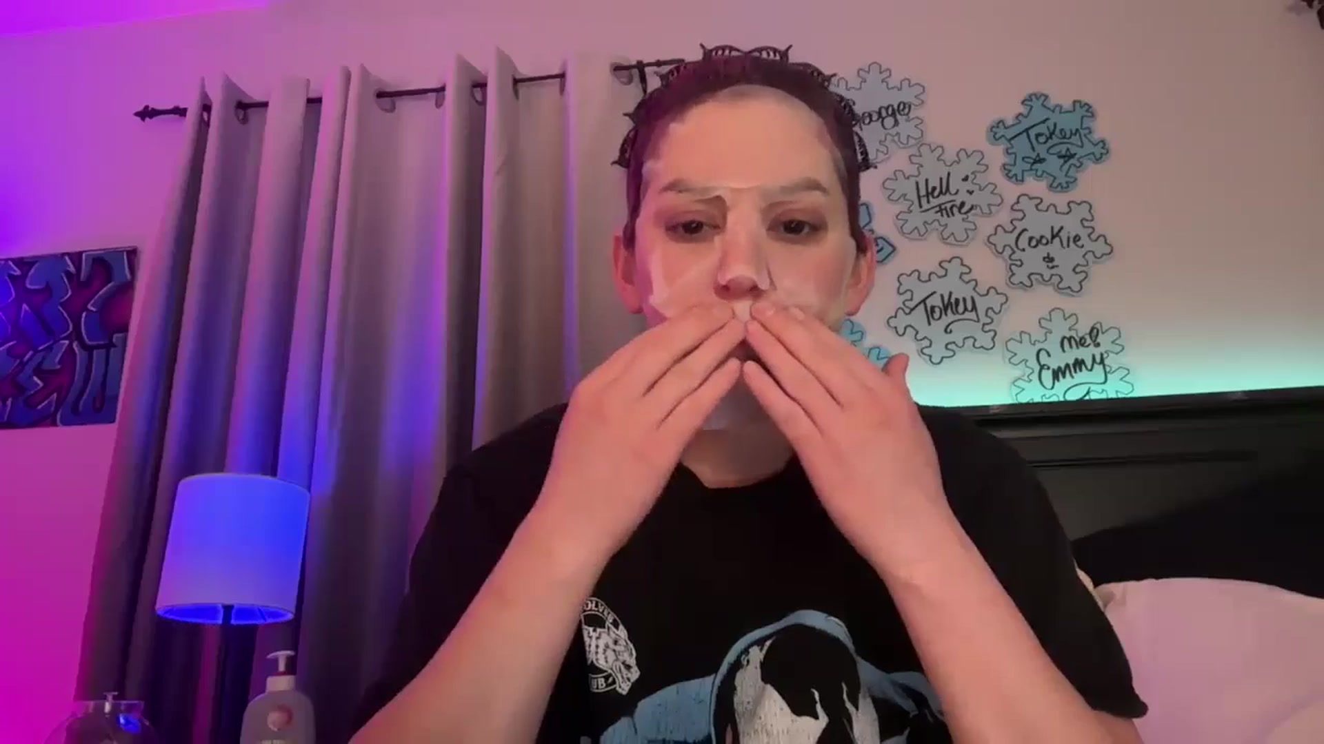 Gallery image thumbnail from EmmyLove's myfreecams stream on, 01/30/2026, 06:57 image 7 of 20
