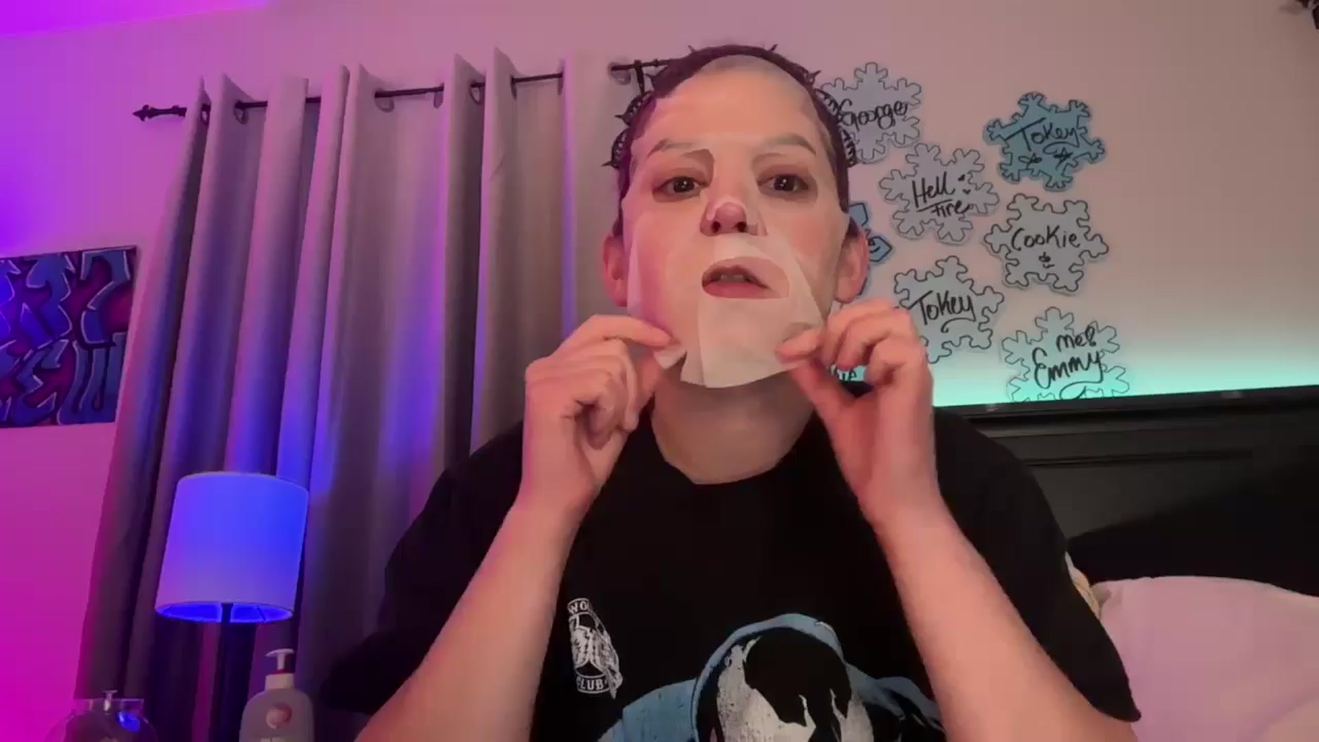 Gallery image thumbnail from EmmyLove's myfreecams stream on, 01/30/2026, 06:57 image 8 of 20