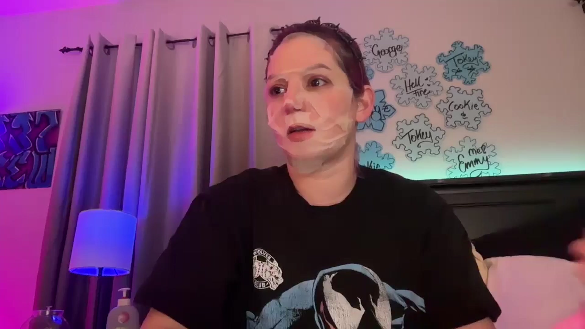 Gallery image thumbnail from EmmyLove's myfreecams stream on, 01/30/2026, 06:57 image 6 of 20