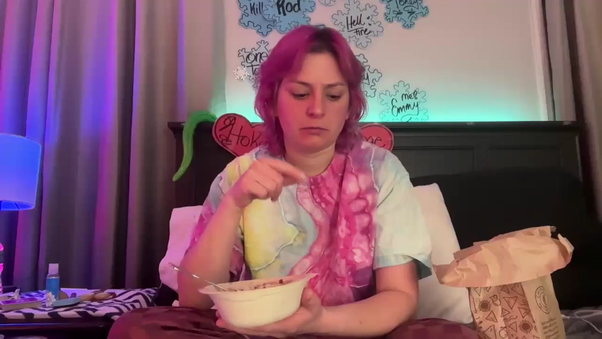 Gallery image thumbnail from EmmyLove's myfreecams stream on, 02/08/2026, 06:24 image 4 of 20