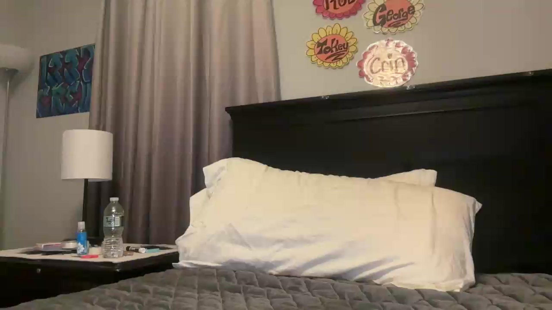 Gallery image thumbnail from EmmyLove's myfreecams stream on, 08/11/2026, 06:46 image 7 of 20