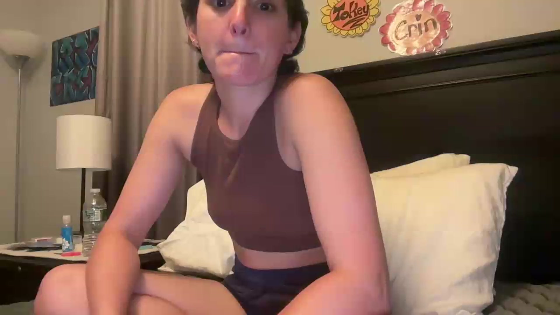 Gallery image thumbnail from EmmyLove's myfreecams stream on, 08/11/2026, 06:46 image 14 of 20