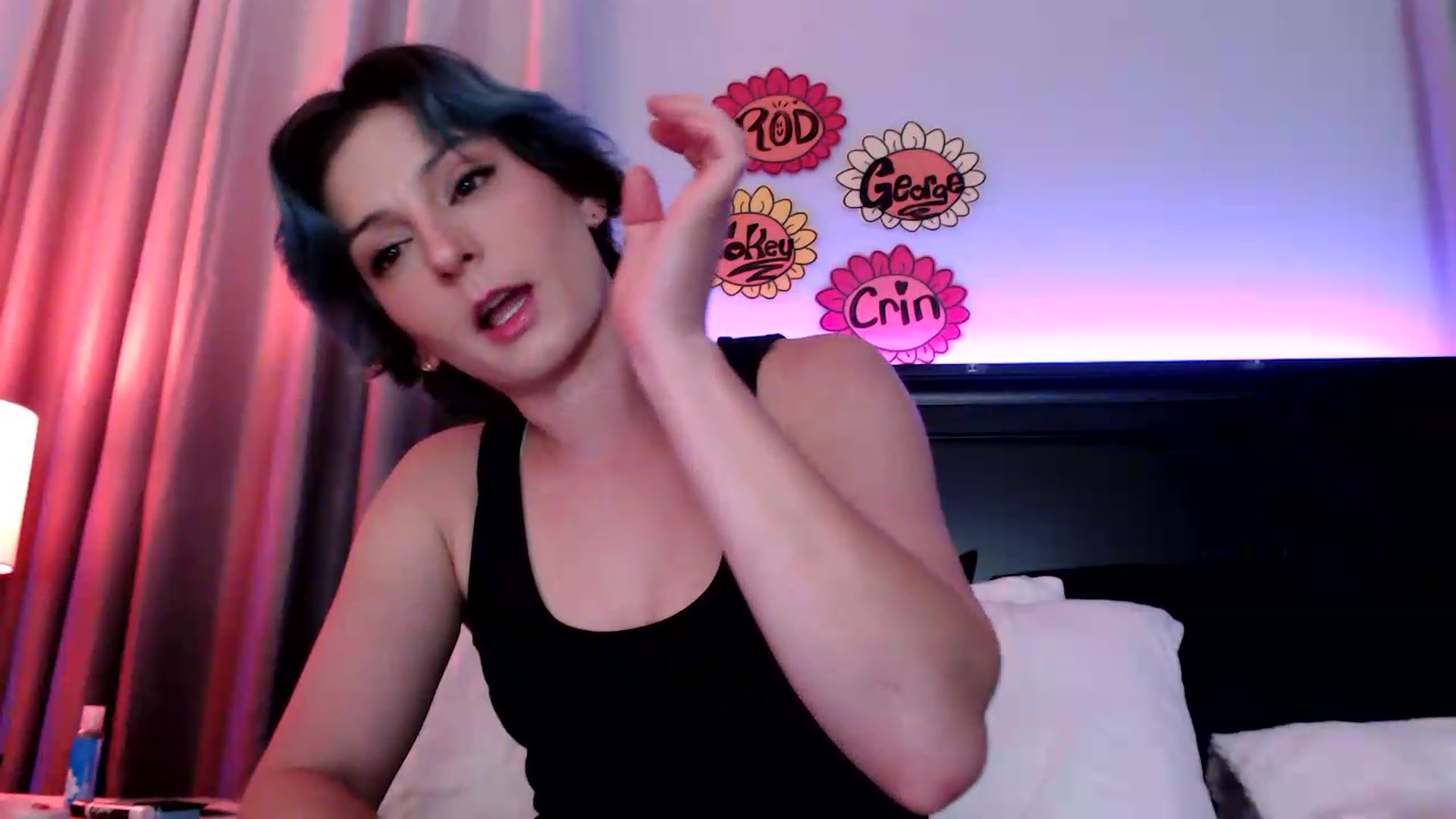 Gallery image thumbnail from EmmyLove's myfreecams stream on, 08/13/2026, 06:03 image 13 of 20