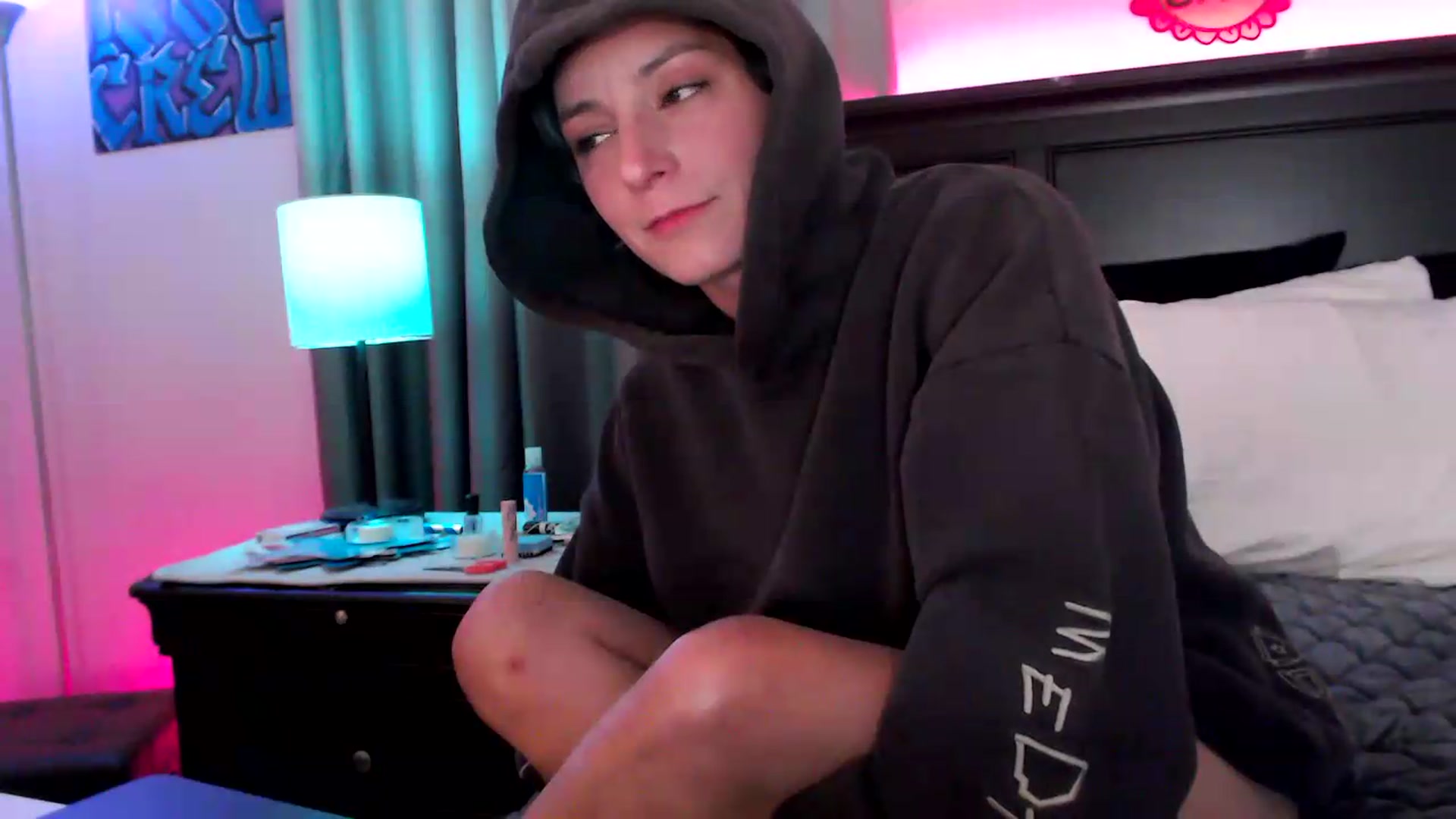 Gallery image thumbnail from EmmyLove's myfreecams stream on, 08/15/2026, 05:54 image 15 of 20