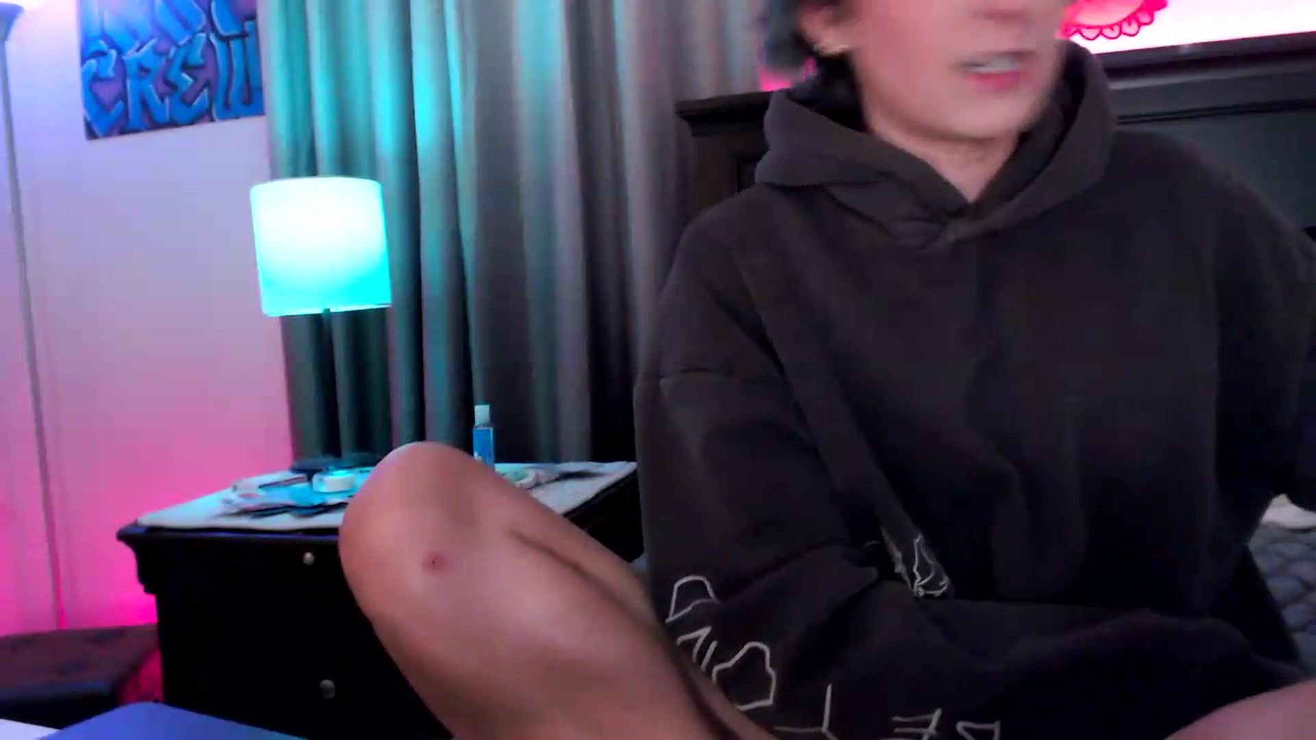Gallery image thumbnail from EmmyLove's myfreecams stream on, 08/15/2026, 05:54 image 11 of 20