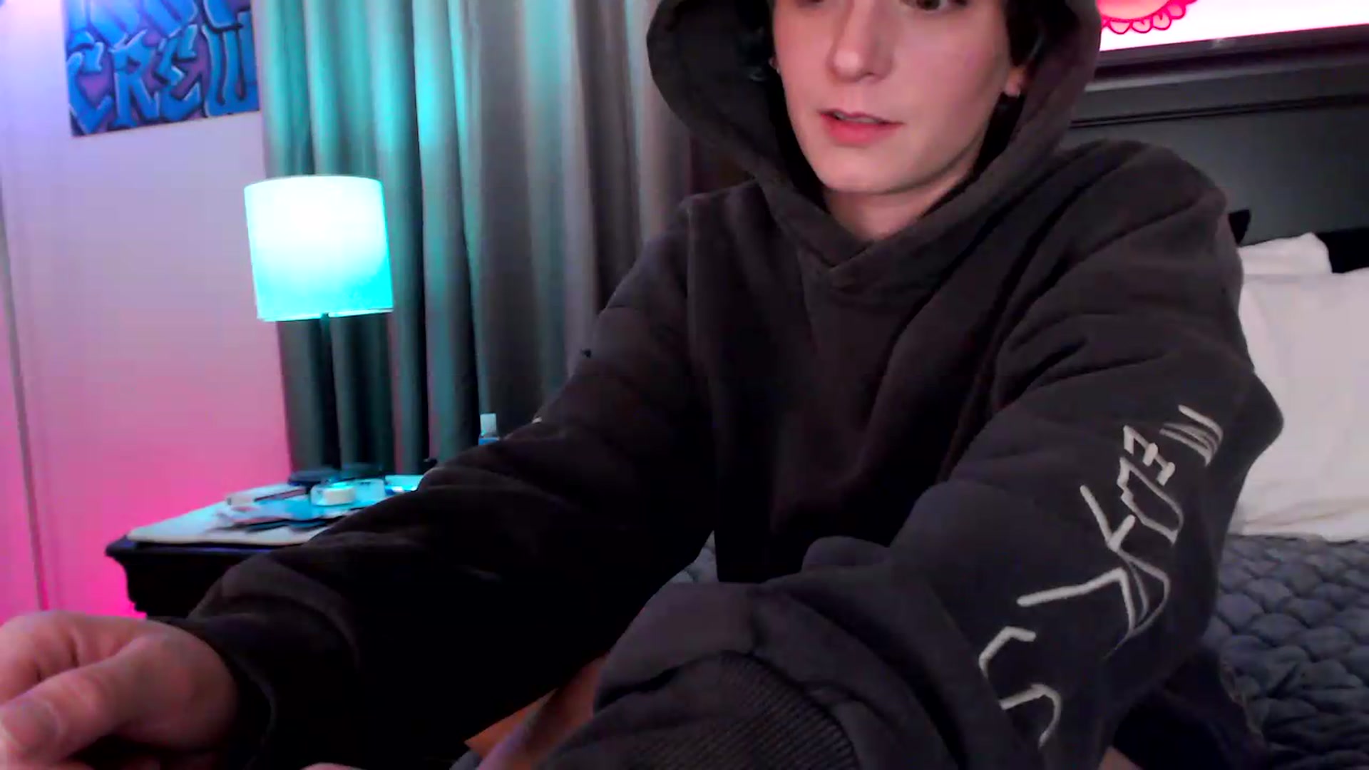 Gallery image thumbnail from EmmyLove's myfreecams stream on, 08/15/2026, 05:54 image 18 of 20