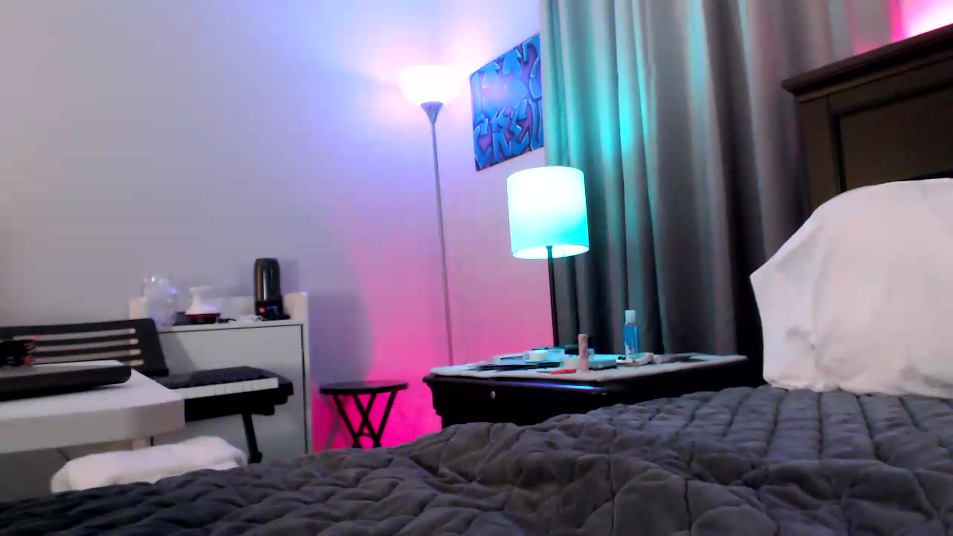 Gallery image thumbnail from EmmyLove's myfreecams stream on, 08/15/2026, 07:22 image 18 of 20