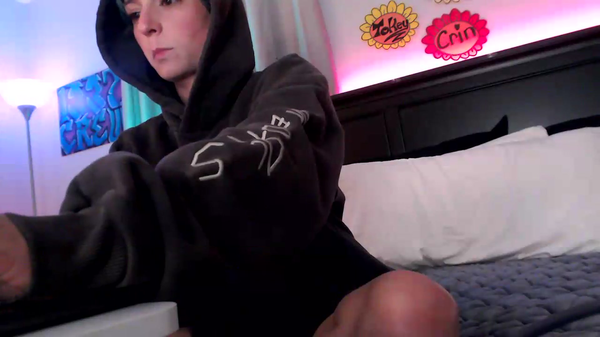 Gallery image thumbnail from EmmyLove's myfreecams stream on, 08/15/2026, 07:22 image 9 of 20