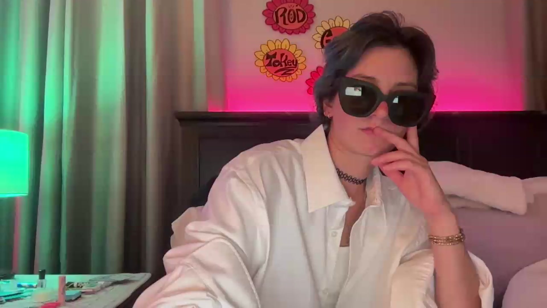 Gallery image thumbnail from EmmyLove's myfreecams stream on, 08/21/2026, 05:36 image 17 of 20