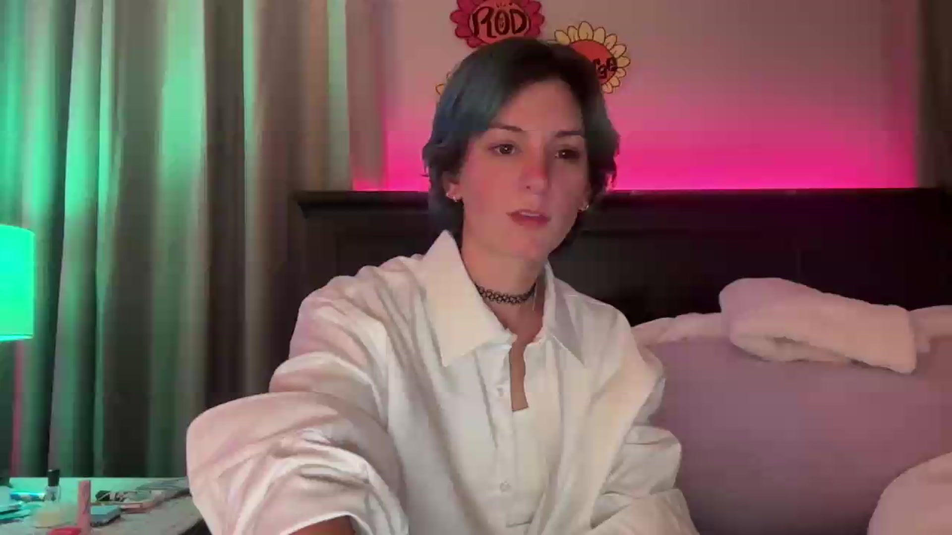 Gallery image thumbnail from EmmyLove's myfreecams stream on, 08/21/2026, 05:36 image 5 of 20