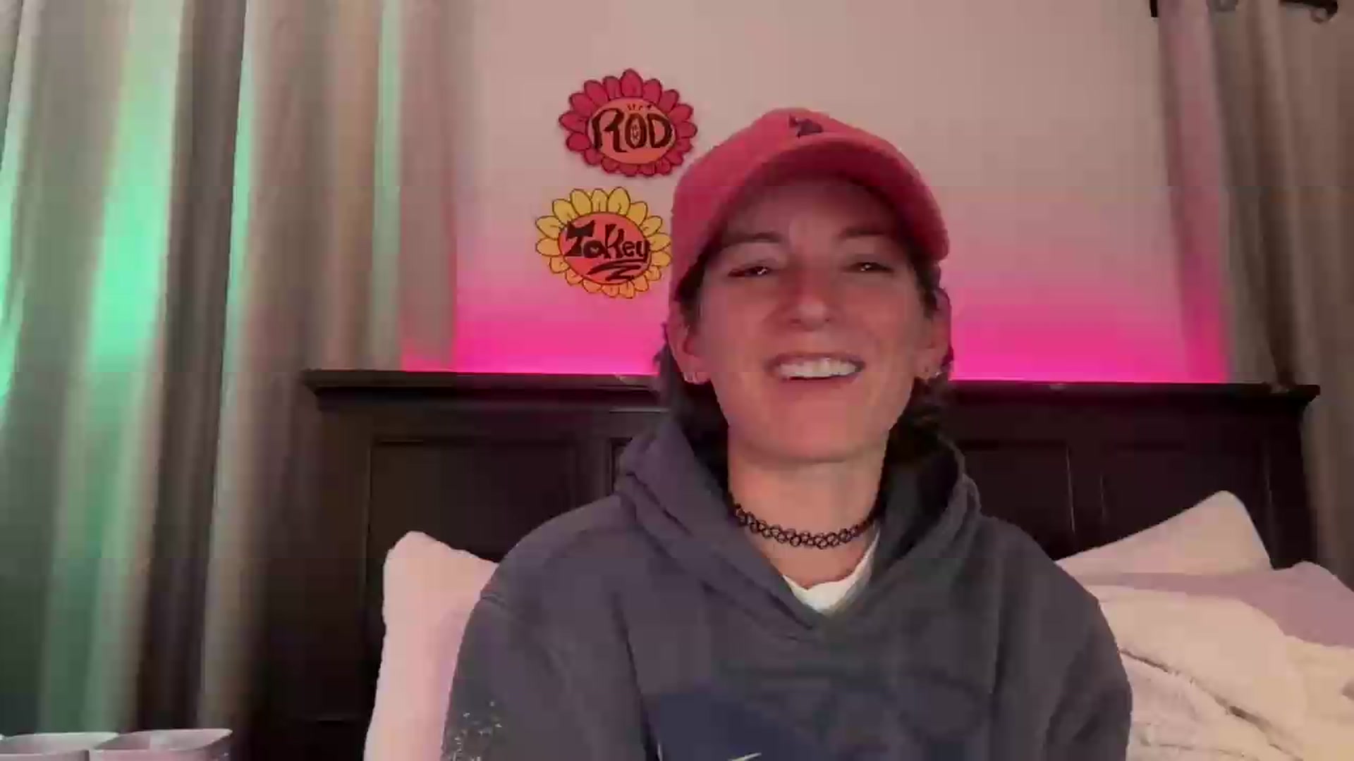 Gallery image thumbnail from EmmyLove's myfreecams stream on, 08/22/2026, 07:03 image 6 of 20