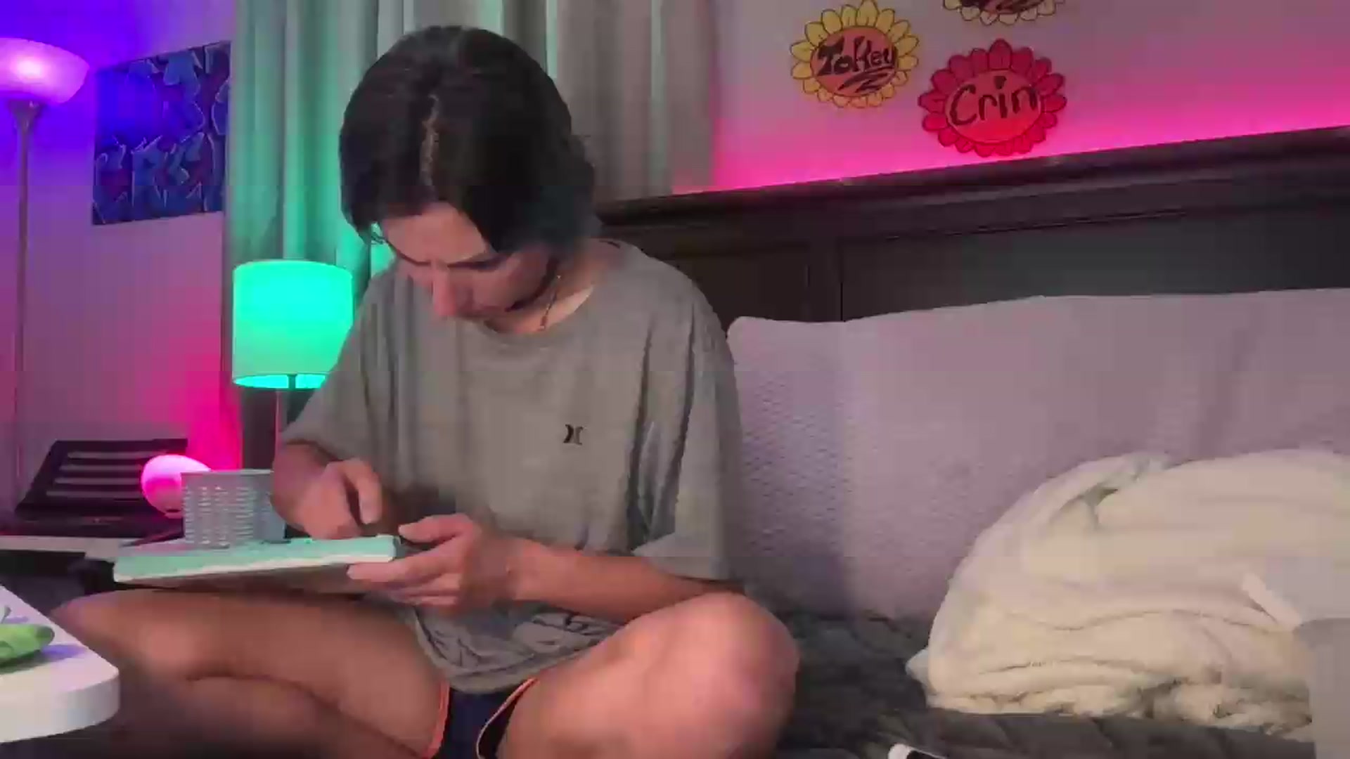 Gallery image thumbnail from EmmyLove's myfreecams stream on, 08/23/2026, 06:14 image 13 of 20