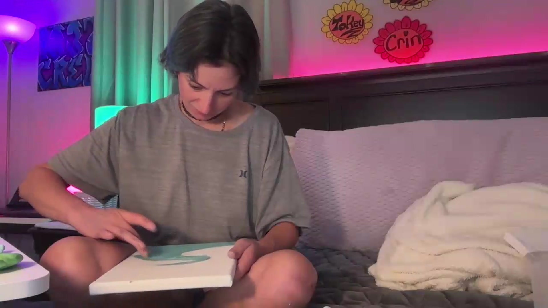 Gallery image thumbnail from EmmyLove's myfreecams stream on, 08/23/2026, 06:14 image 16 of 20