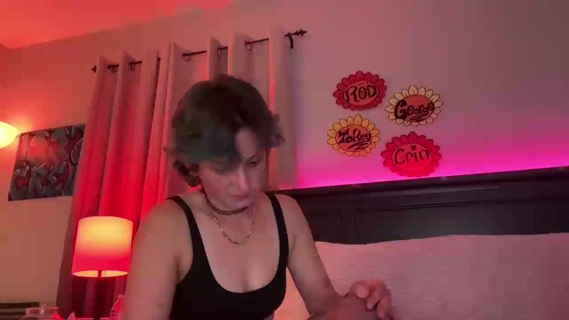 Gallery image thumbnail from EmmyLove's myfreecams stream on, 08/25/2026, 05:35 image 1 of 20