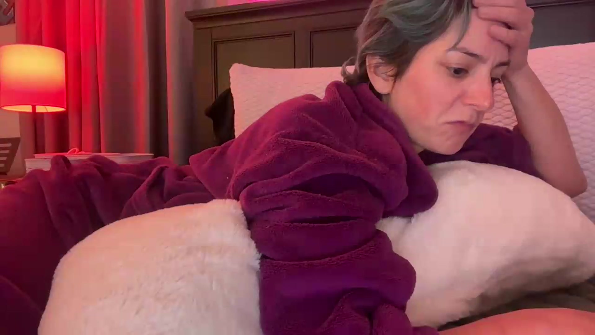 Gallery image thumbnail from EmmyLove's myfreecams stream on, 08/28/2026, 08:34 image 14 of 20