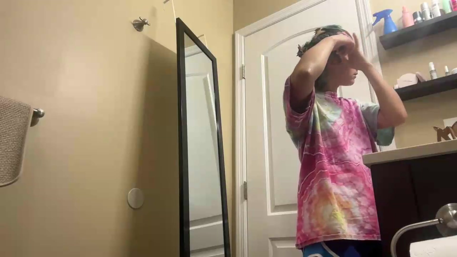 Gallery image thumbnail from EmmyLove's myfreecams stream on, 09/03/2026, 05:01 image 3 of 20