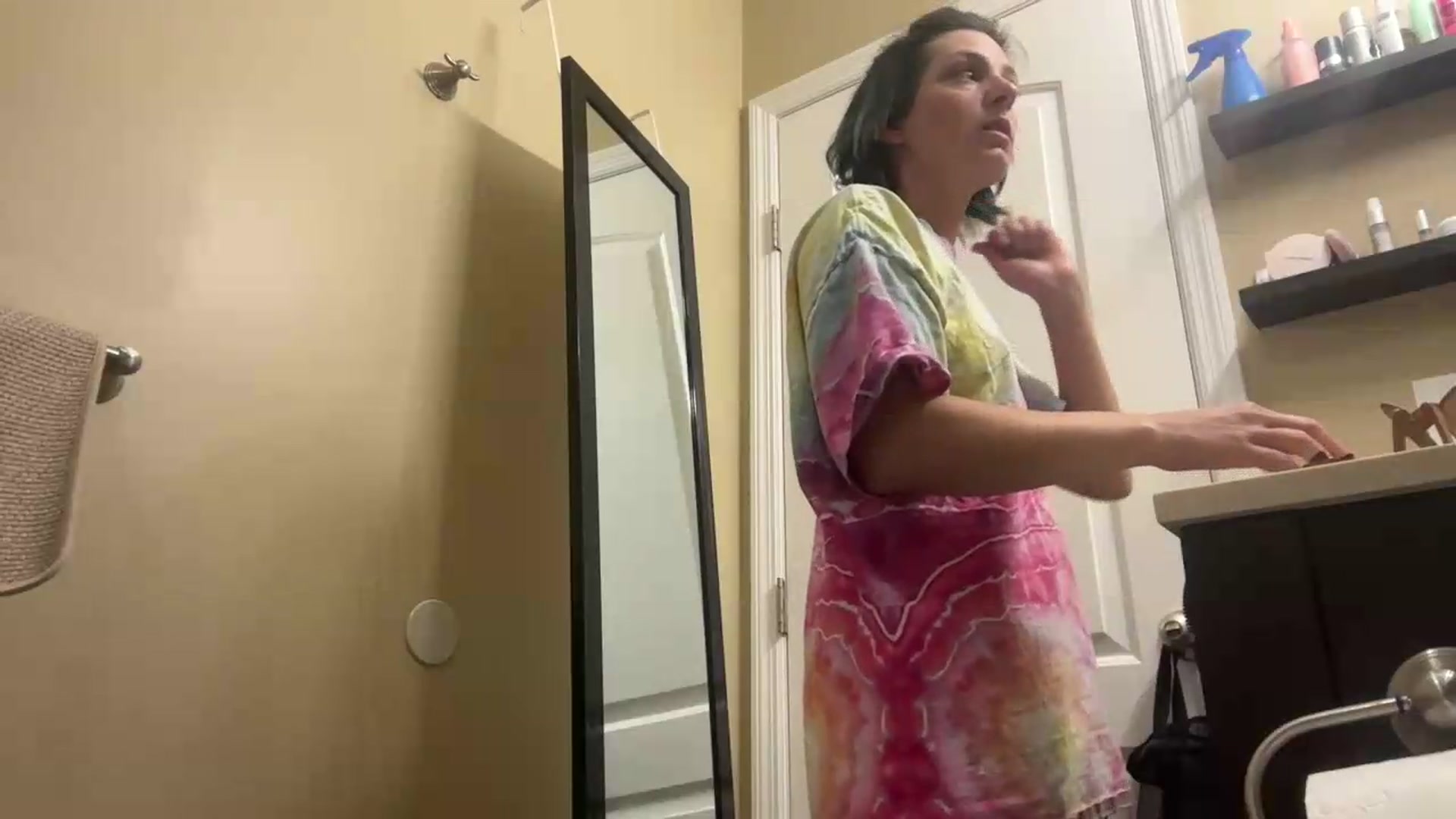 Gallery image thumbnail from EmmyLove's myfreecams stream on, 09/03/2026, 05:01 image 5 of 20