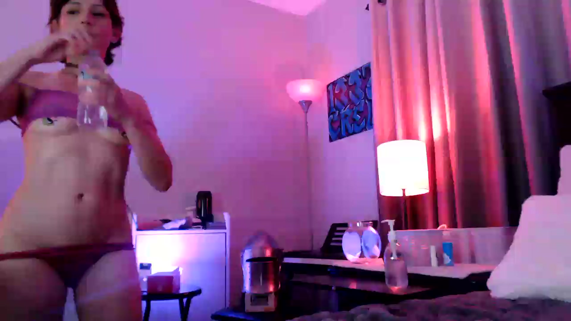 Gallery image thumbnail from EmmyLove's myfreecams stream on, 09/05/2026, 07:27 image 7 of 20