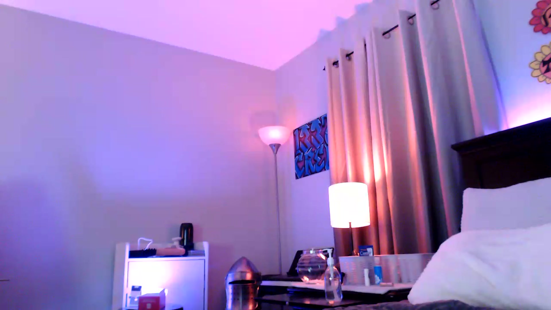 Gallery image thumbnail from EmmyLove's myfreecams stream on, 09/05/2026, 07:27 image 14 of 20