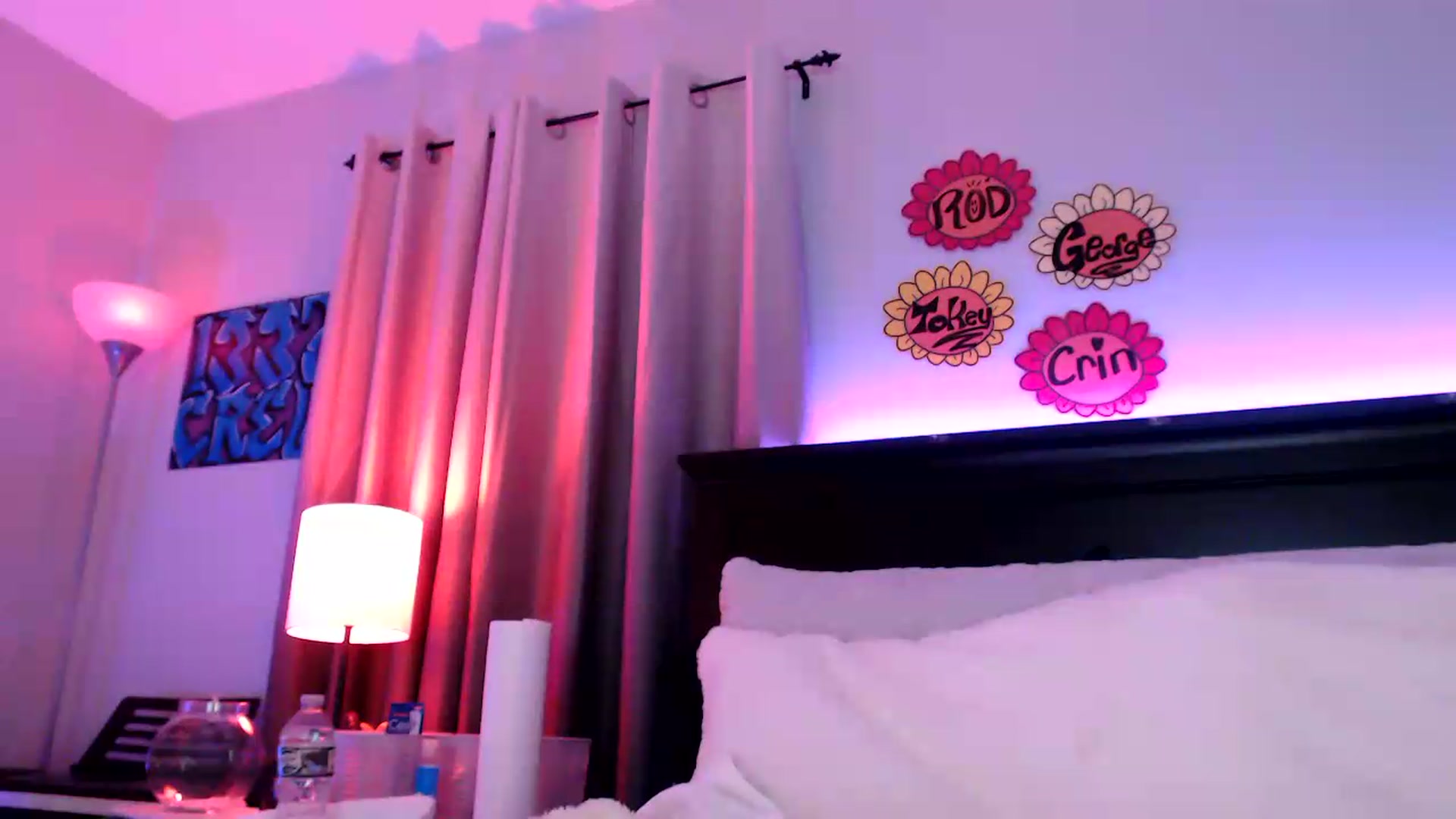 Gallery image thumbnail from EmmyLove's myfreecams stream on, 09/06/2026, 07:42 image 20 of 20