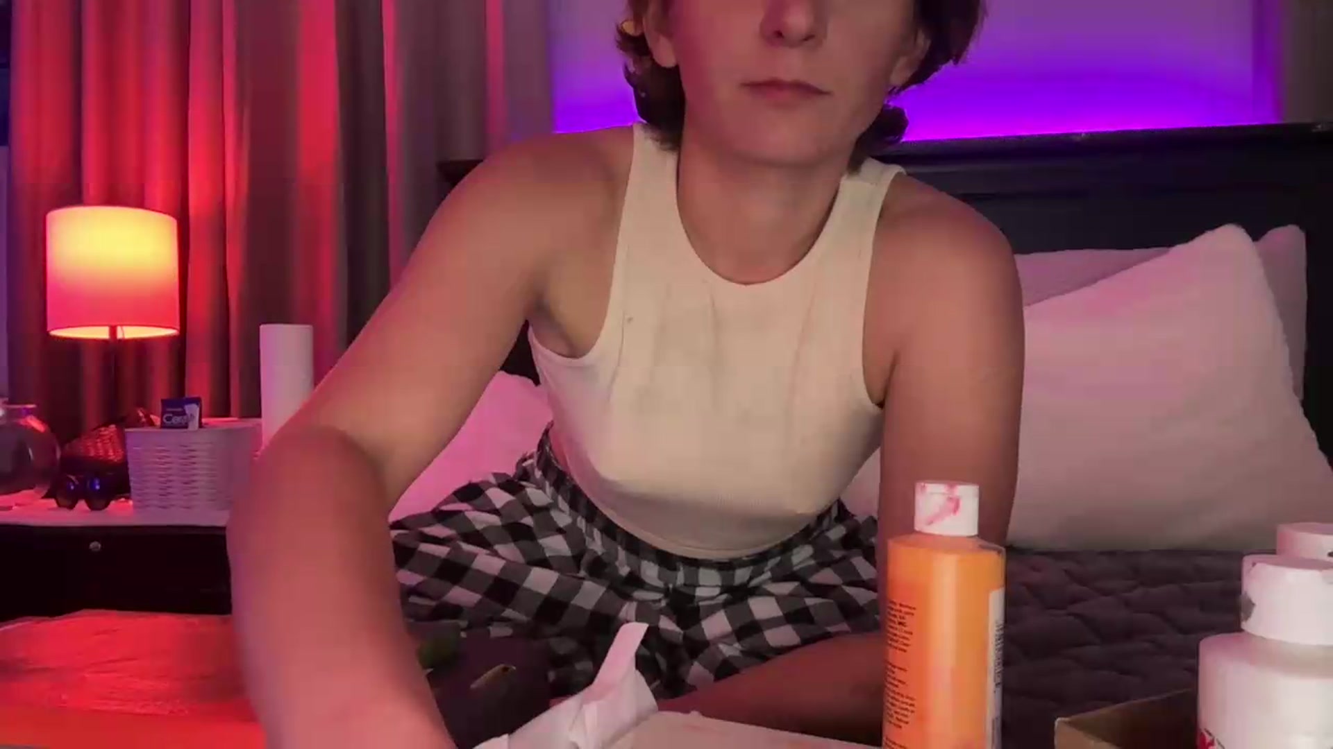 Gallery image thumbnail from EmmyLove's myfreecams stream on, 09/09/2026, 06:49 image 13 of 20