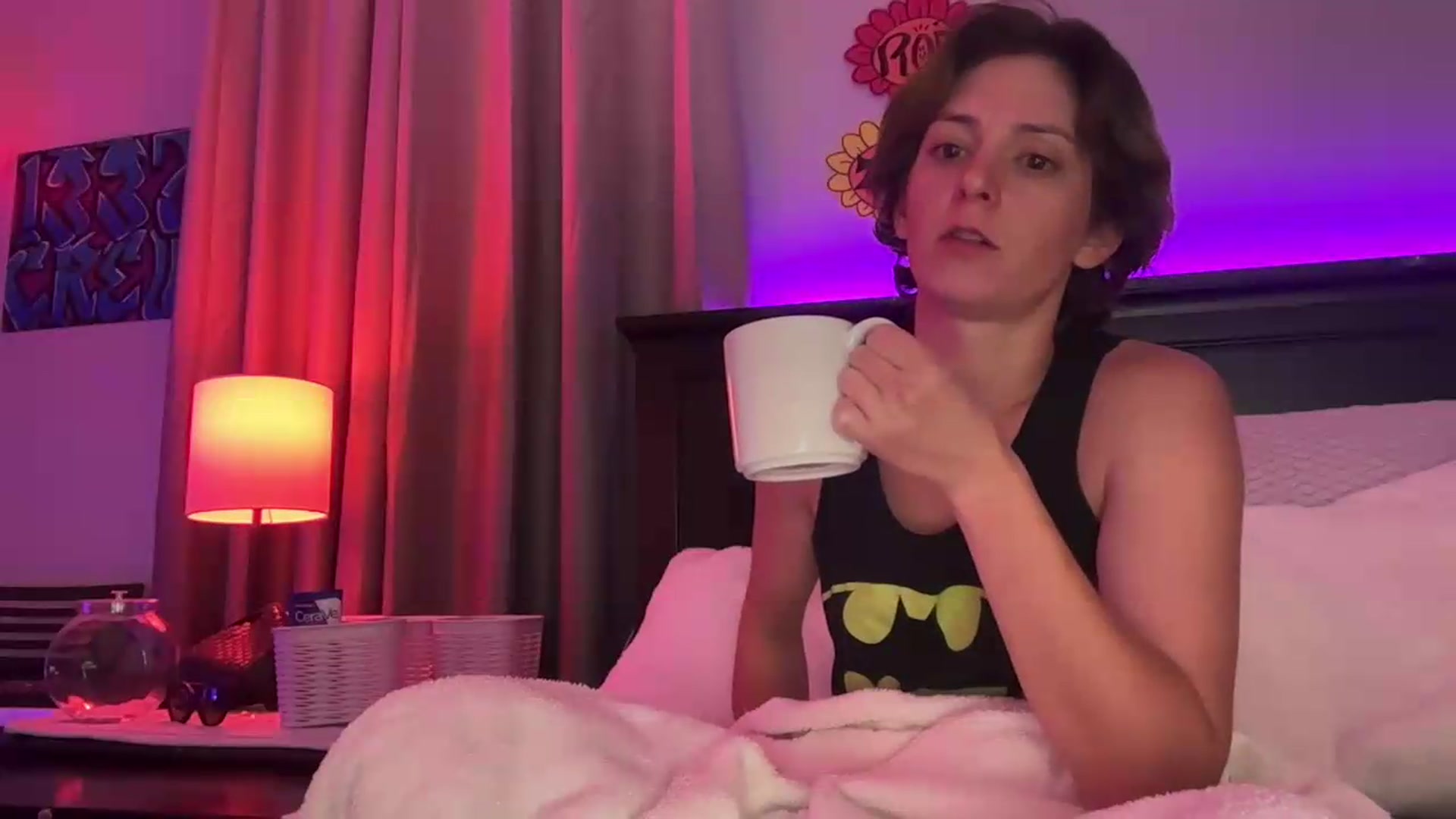 Gallery image thumbnail from EmmyLove's myfreecams stream on, 09/13/2026, 07:29 image 8 of 20
