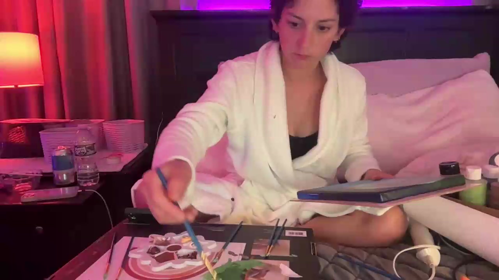 Gallery image thumbnail from EmmyLove's myfreecams stream on, 09/24/2026, 07:09 image 12 of 20