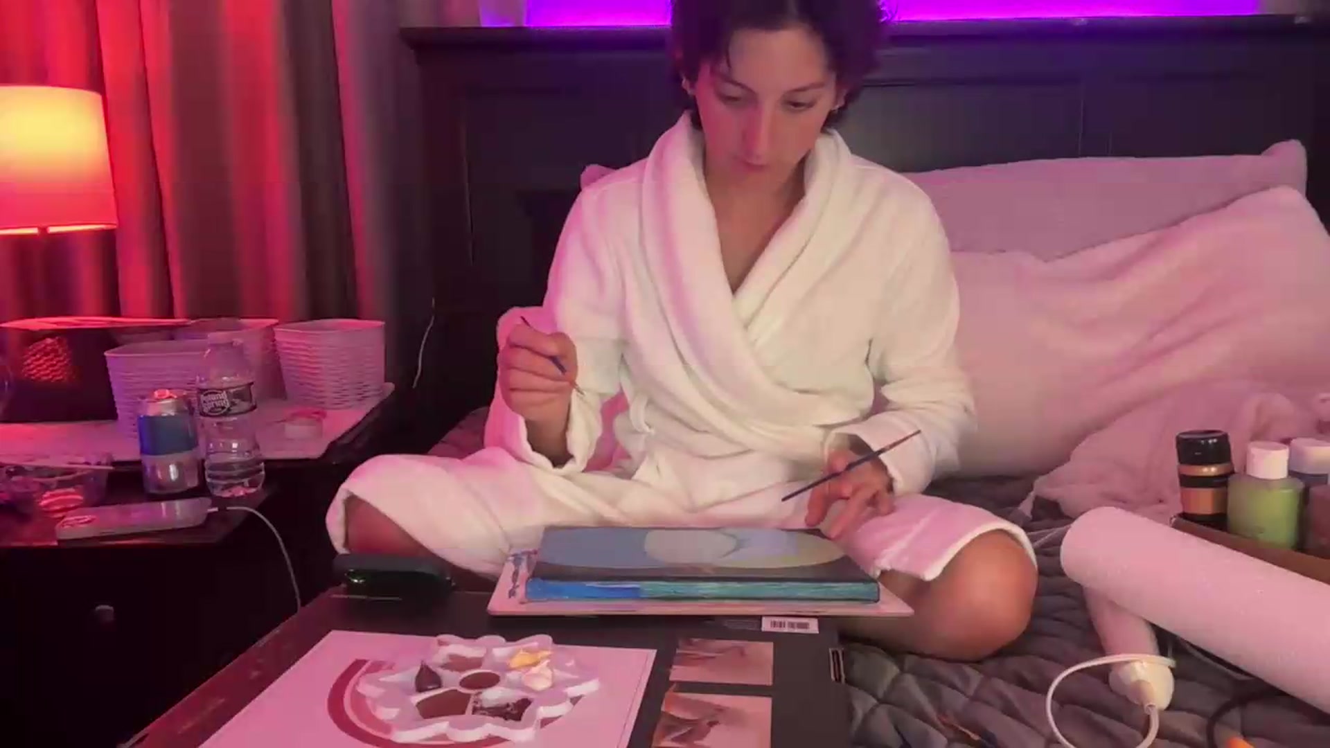 Gallery image thumbnail from EmmyLove's myfreecams stream on, 09/24/2026, 07:09 image 6 of 20