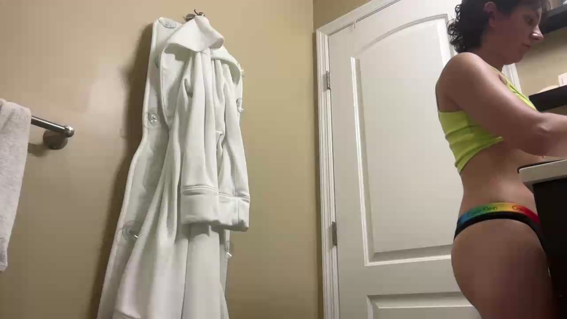 Gallery image thumbnail from EmmyLove's myfreecams stream on, 09/29/2026, 06:24 image 14 of 20