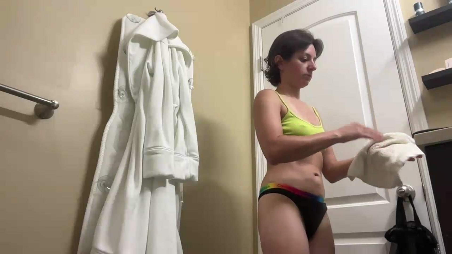 Gallery image thumbnail from EmmyLove's myfreecams stream on, 09/29/2026, 06:24 image 11 of 20