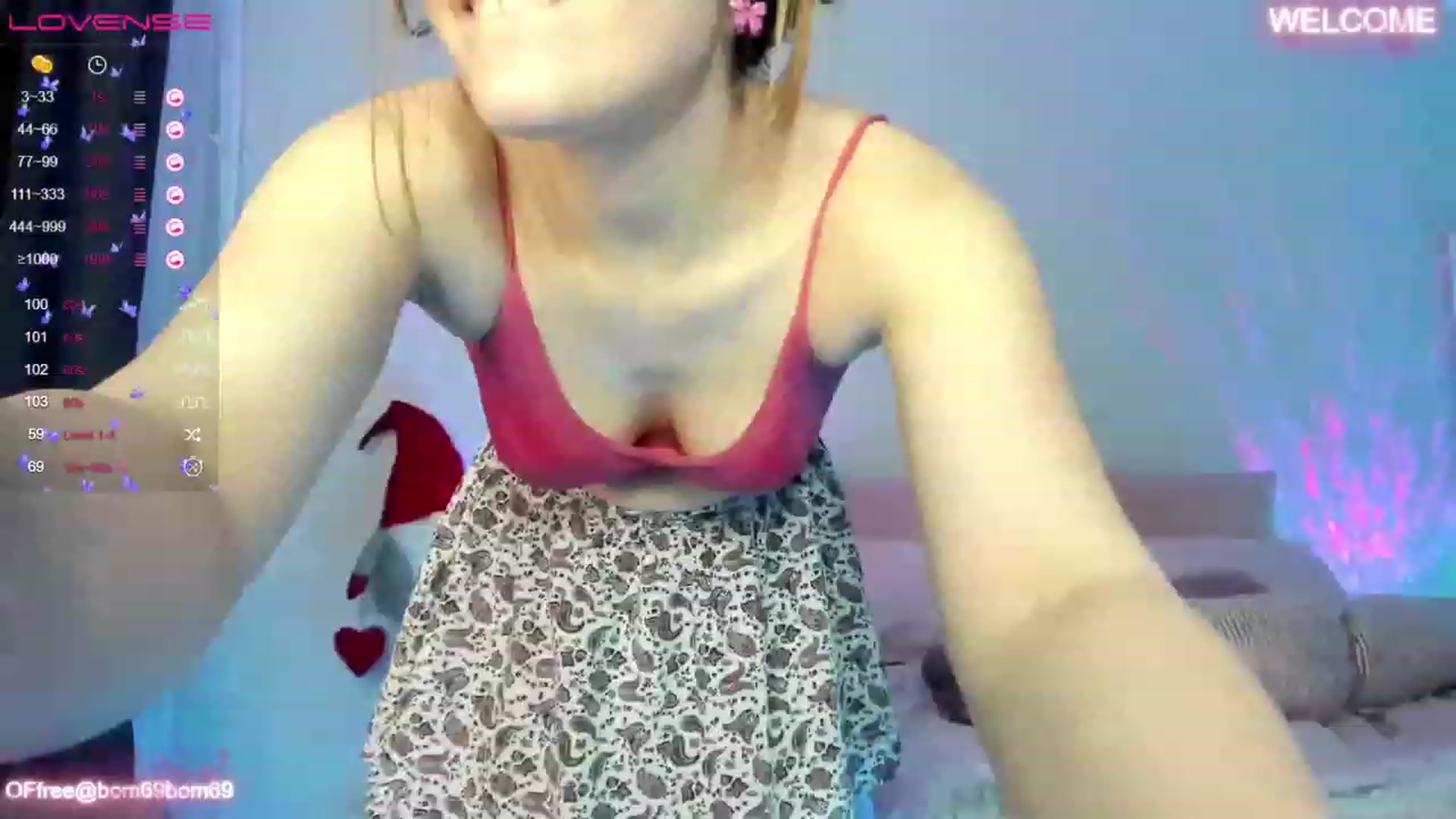 Gallery image thumbnail from Emmy_Emmy's myfreecams stream on, 03/01/2023, 12:33 image 4 of 20