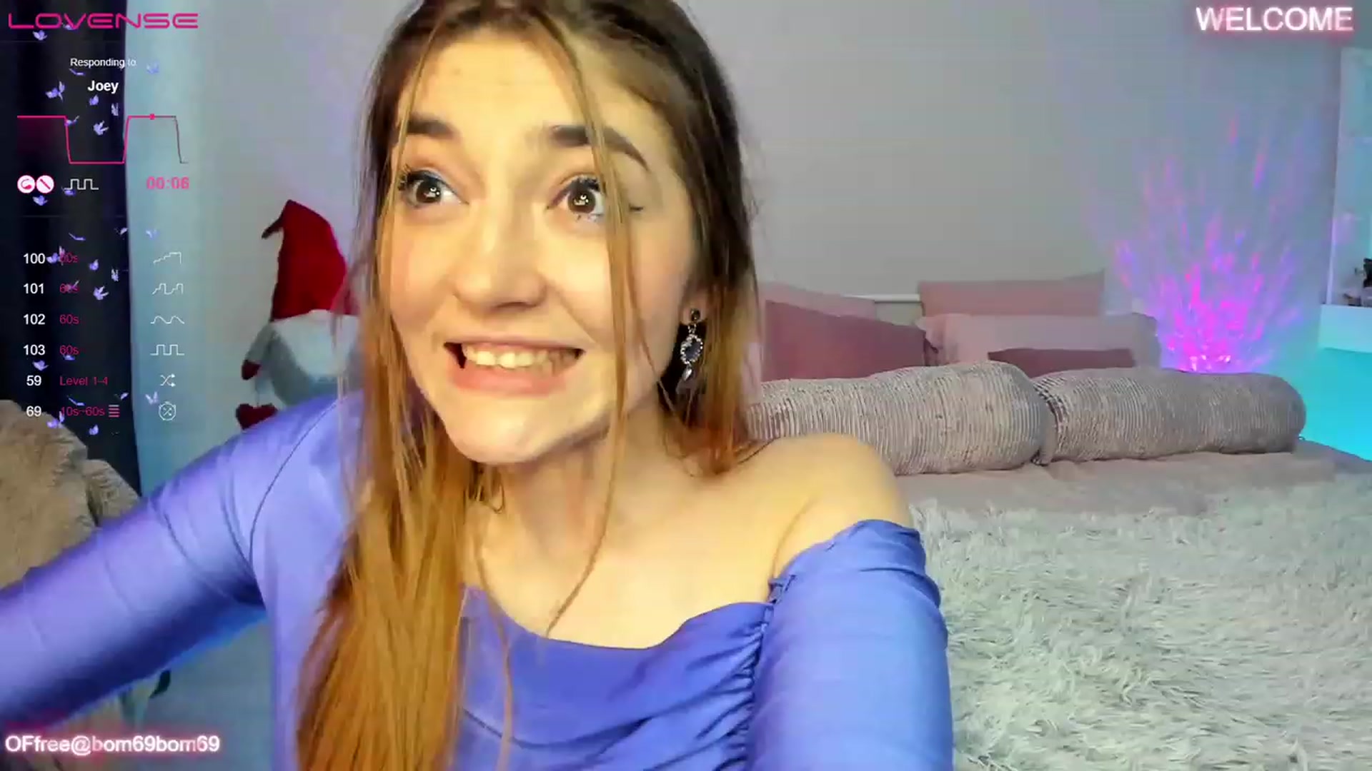 Gallery image thumbnail from Emmy_Emmy's myfreecams stream on, 03/14/2023, 14:51 image 16 of 20