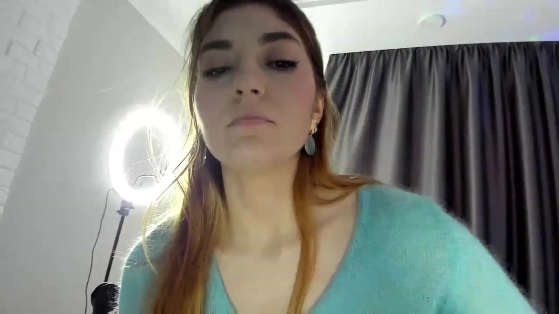 Gallery image thumbnail from Emmy_Emmy's myfreecams stream on, 04/02/2023, 10:51 image 20 of 20
