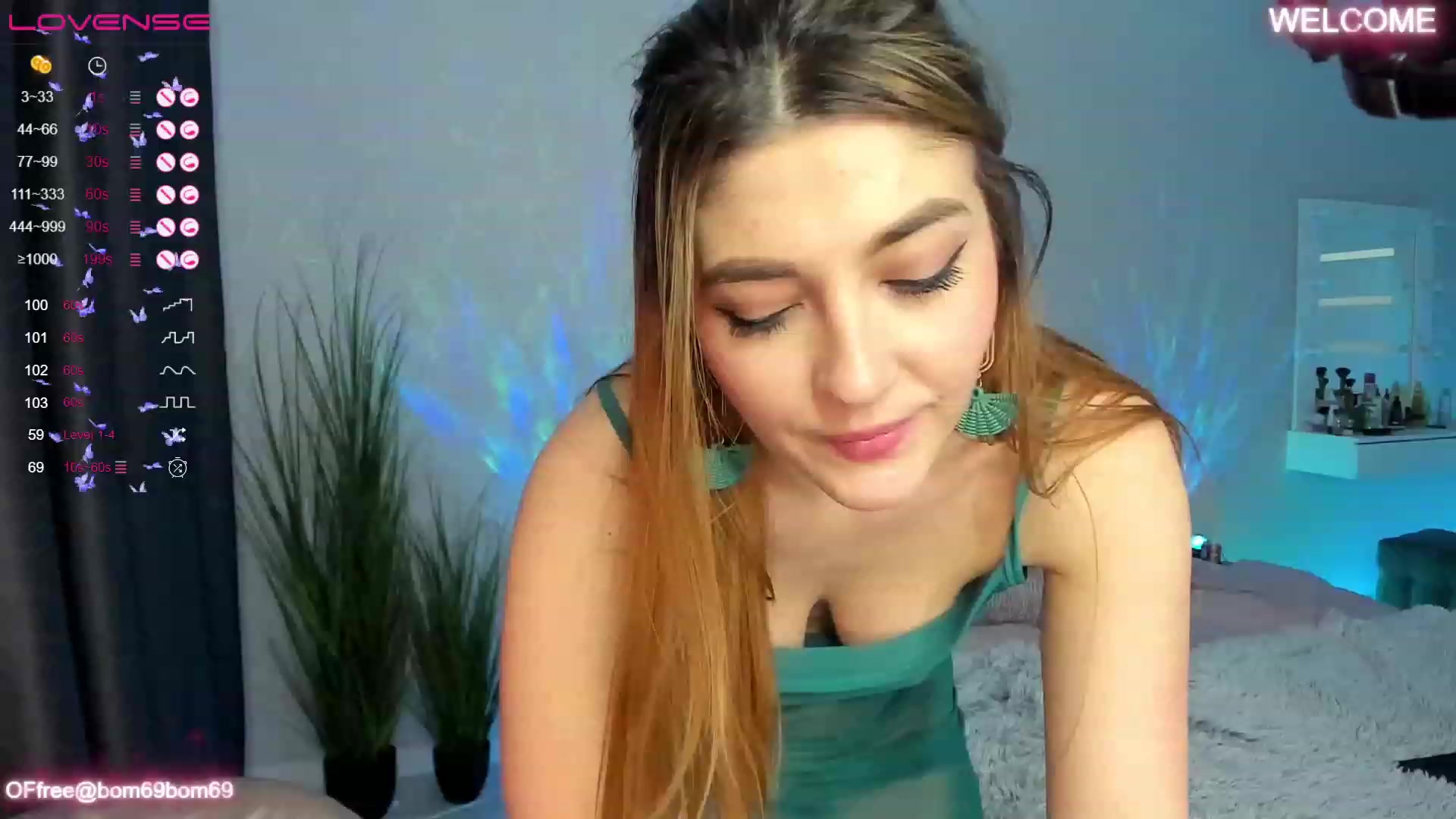 Gallery image thumbnail from Emmy_Emmy's myfreecams stream on, 04/07/2023, 10:35 image 16 of 20